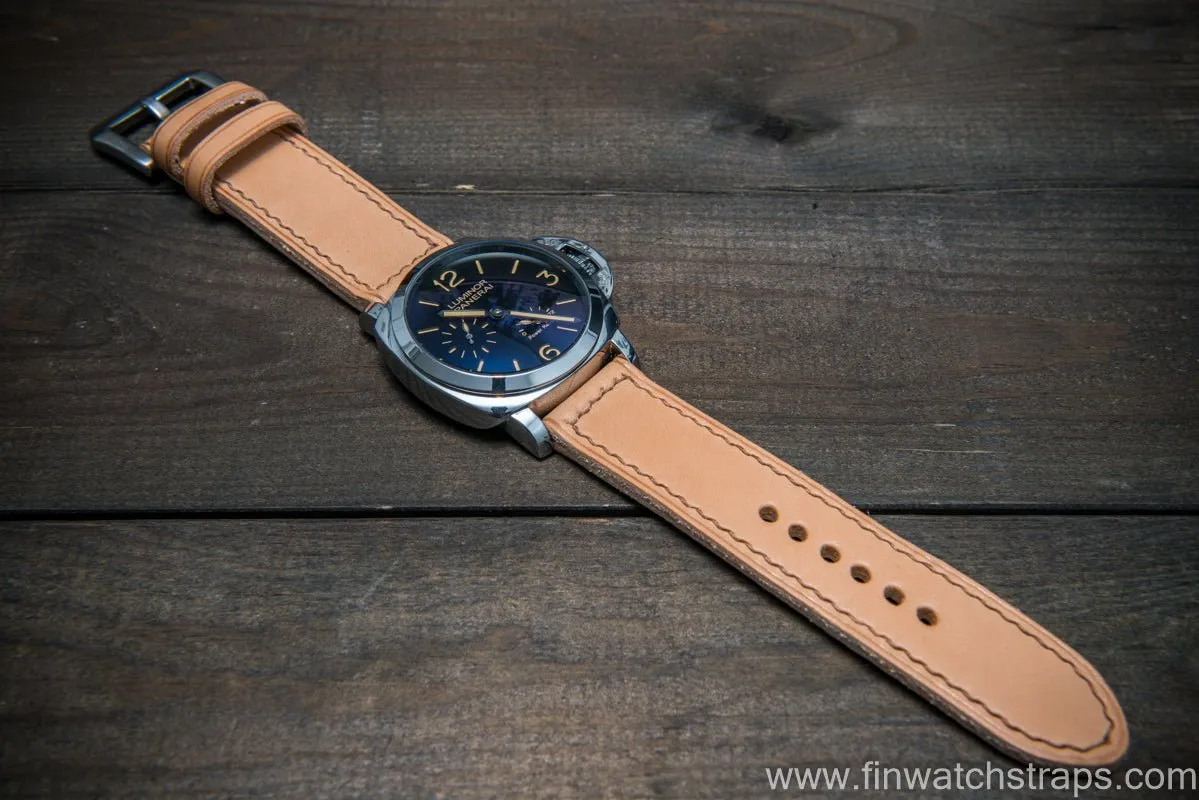 Italian Vachetta Oil Tan leather hand stitched watch band. Naturale color. Handmade in Finland.