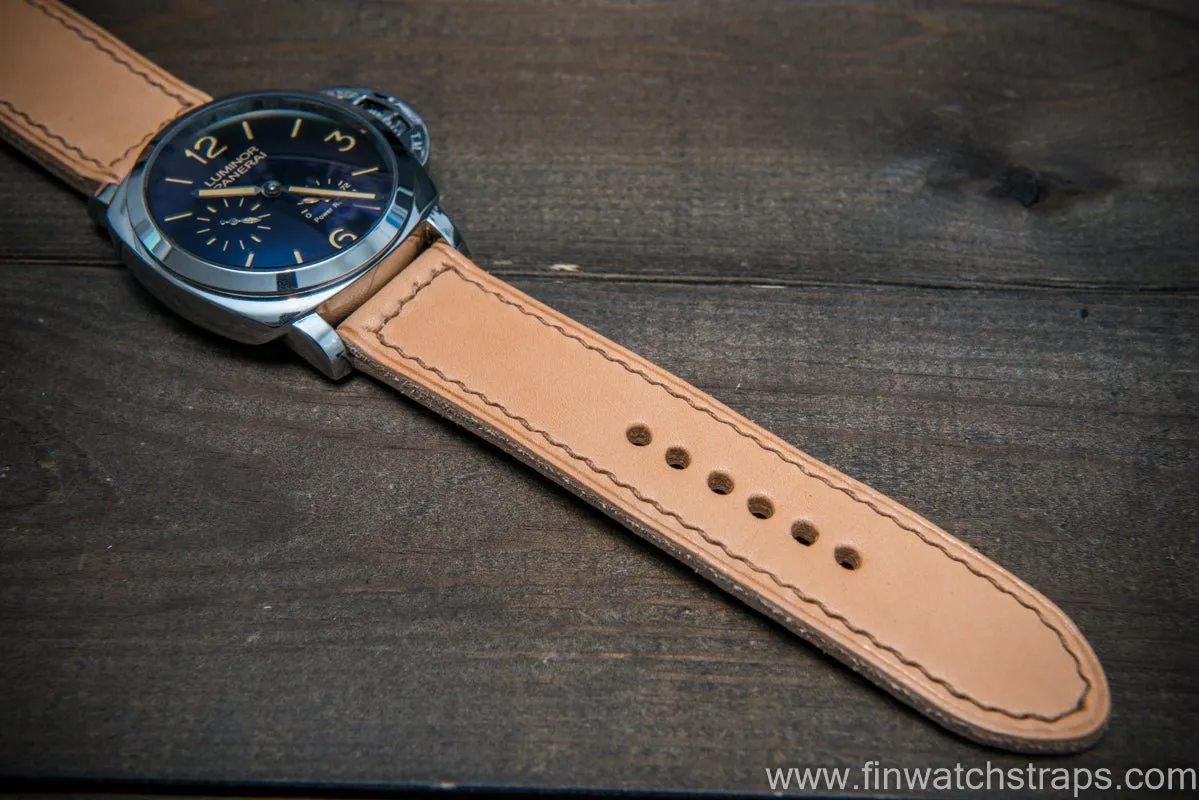 Italian Vachetta Oil Tan leather hand stitched watch band. Naturale color. Handmade in Finland.